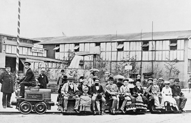 The first electric train. Picture: Siemens Historical Institute