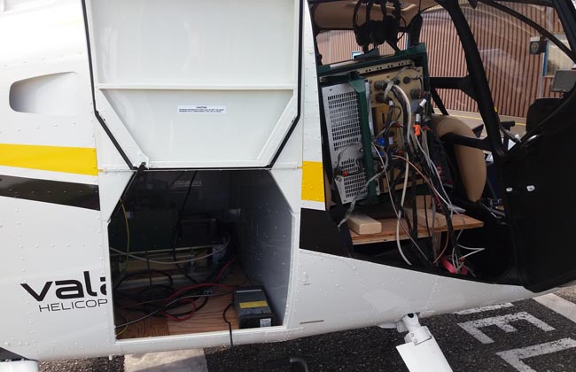 No room for passengers: Hardeware and software are on board. (©BSF Swissphoto)