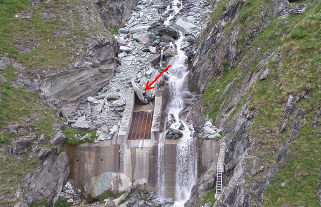 Grössere Steinblöcke können den Wasserfluss unterbrechen